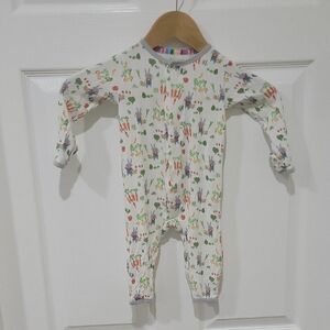 Magnetic Me White Woodland Print Footies